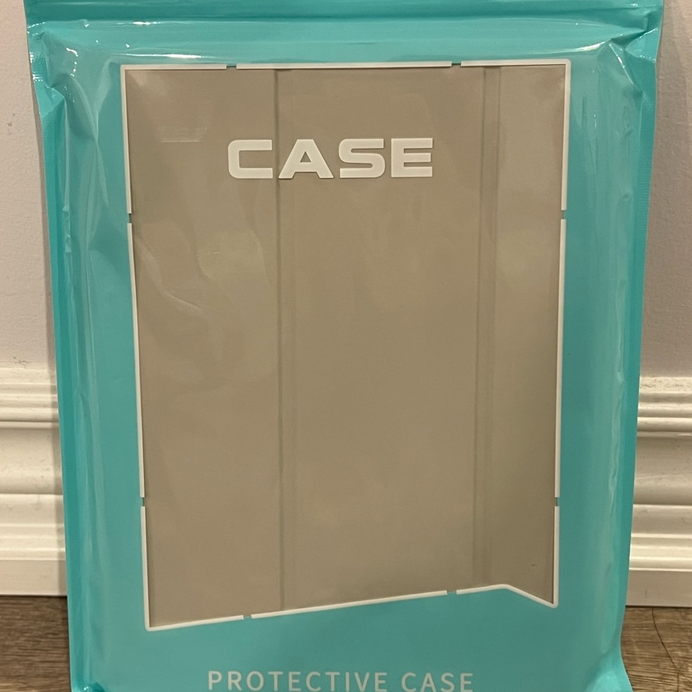 BRAND NEW iPad 10.2 inch Case. 7th (2019), 8th(2020), 9th (2021) generation